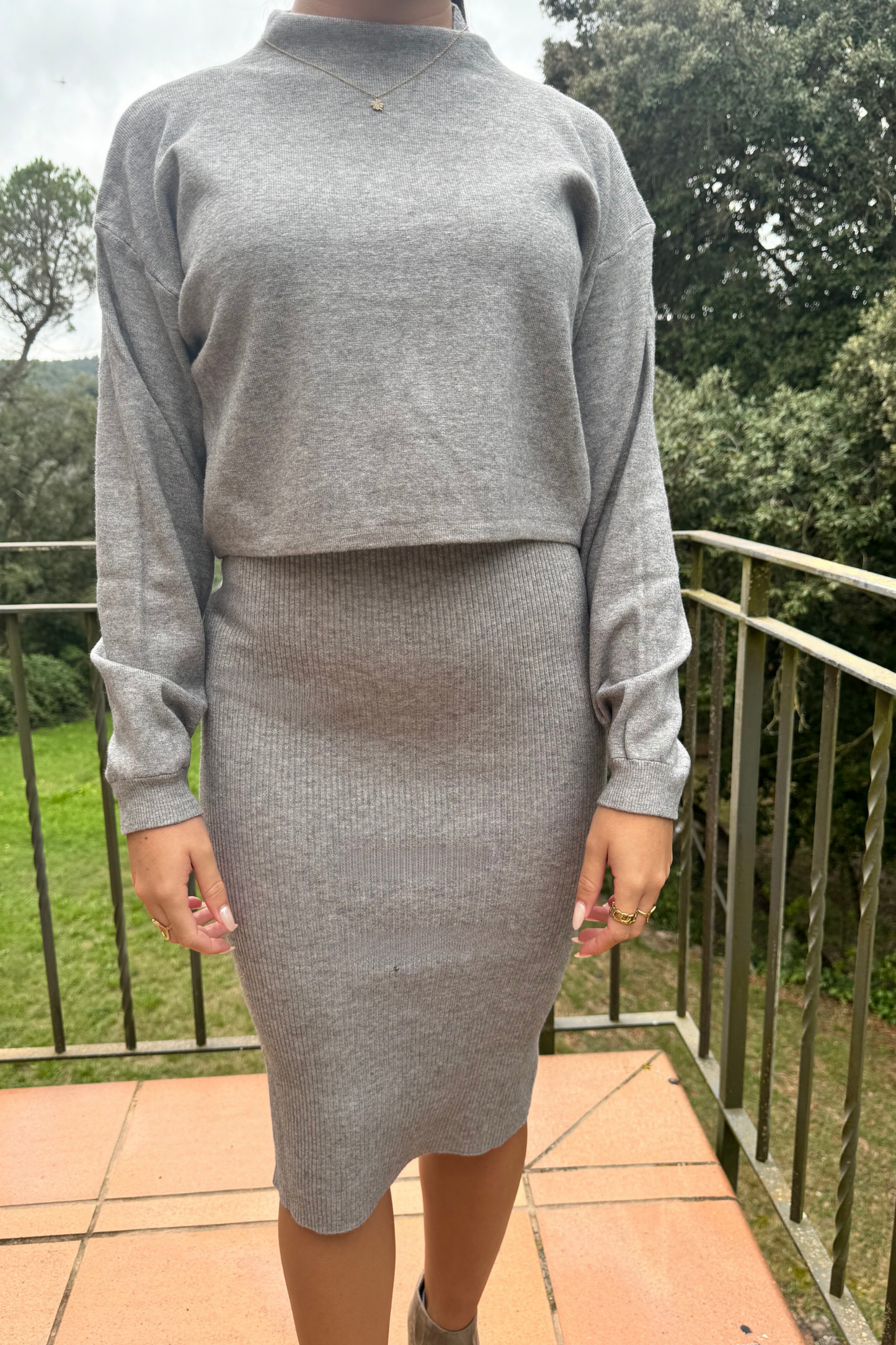 Conjunto vestido con jersey